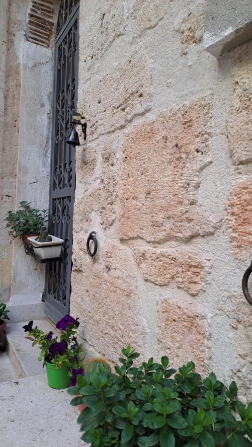 B&B Garibaldi Alcamo Exterior foto